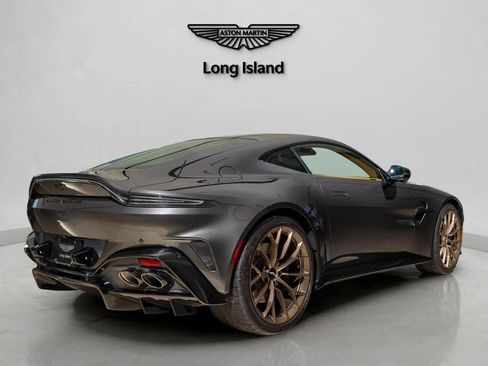 Used 2025 Aston Martin V8 Vantage Coupe RWD image 6