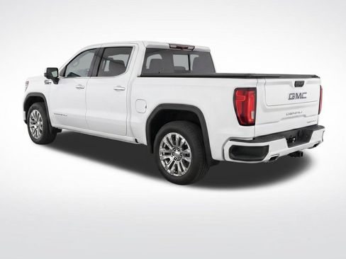 Used 2025 GMC Sierra 1500 Denali AWD/4WD image 4