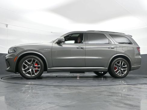 Used 2022 Dodge Durango R/T w/ Tow 'N Go Package AWD/4WD image 44