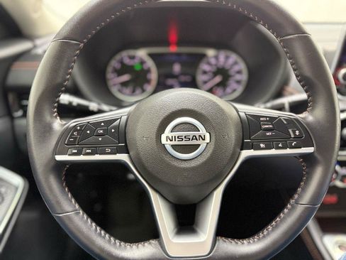 Used 2020 Nissan Sentra SR w/ Trunk Package FWD image 11