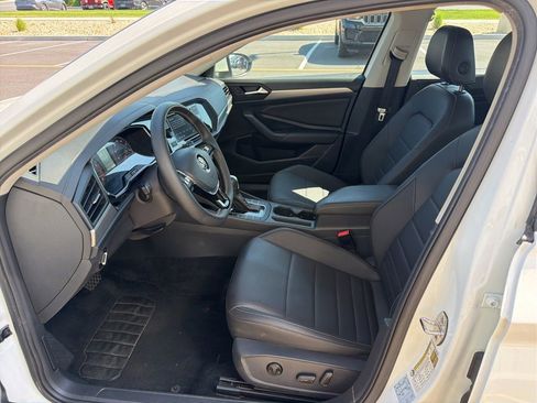 Used 2021 Volkswagen Jetta FWD image 9