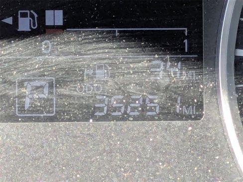 Used 2023 Nissan Kicks S image 31