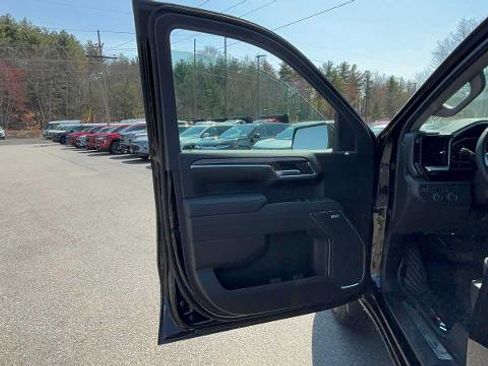 Used 2026 Chevrolet Silverado 1500 LT Trail Boss w/ LT Trail Boss Premium Package AWD/4WD image 25