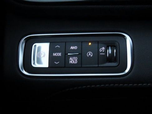 New 2026 Buick Enclave Avenir w/ Super Cruise Package AWD/4WD image 31