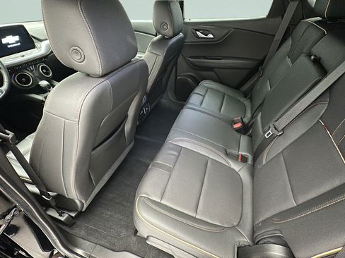 Used 2024 Chevrolet Blazer Premier AWD/4WD image 10