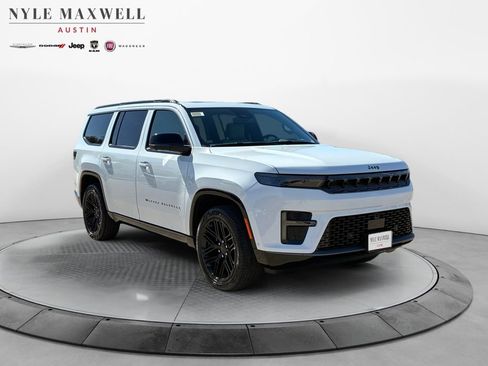 New 2026 Jeep Grand Wagoneer Limited AWD/4WD image 2