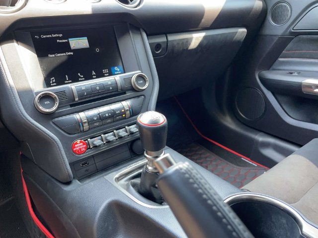 Used 2018 Ford Mustang Shelby GT350R w/ GT350R Equipment Group 920A RWD image 76