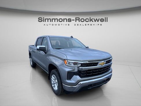 New 2026 Chevrolet Silverado 1500 LT image 3