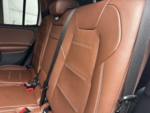 Used 2022 Mercedes-Benz GLB 250 image 21