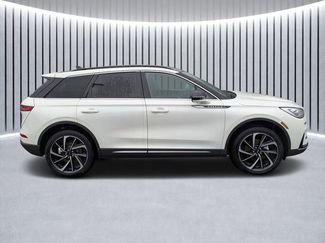 New 2026 Lincoln Corsair Reserve video 2