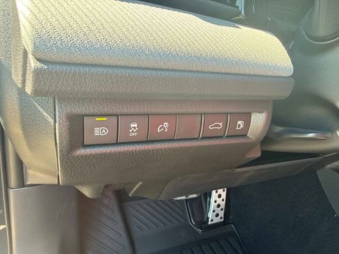 New 2026 Toyota Camry SE FWD image 28