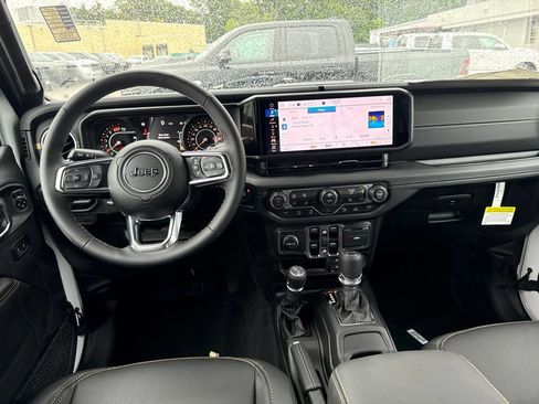 New 2027 Jeep Wrangler Unlimited Sahara AWD/4WD image 19