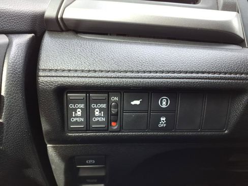 Used 2022 Honda Odyssey EX-L image 24