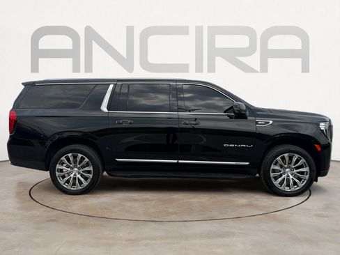 Used 2024 GMC Yukon XL Denali w/ Advanced Technology Package RWD image 15