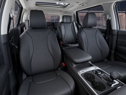 New 2026 Kia Carnival SX Prestige FWD image 17