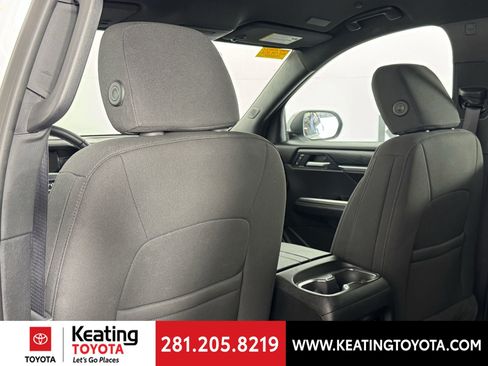 Used 2025 GMC Acadia Elevation image 15