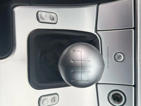 Used 2005 Chrysler Crossfire Convertible RWD image 20