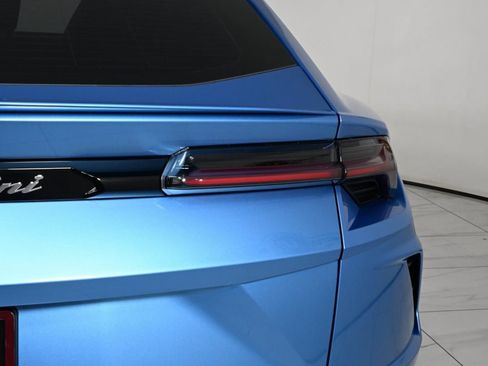 Used 2022 Lamborghini Urus image 27