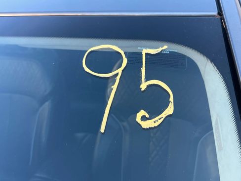 Used 2016 BMW 750i xDrive 750i xDrive Sedan 4D image 34