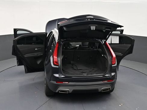 Used 2023 Cadillac XT4 Premium Luxury FWD image 33