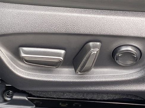 Certified 2026 Toyota Prius XSE Premium image 22