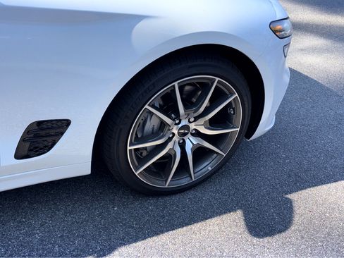 New 2026 Genesis G70 2.5T image 23