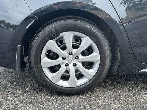 Used 2021 Toyota Corolla LE FWD image 8