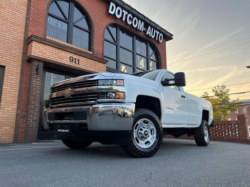 Used 2015 Chevrolet Silverado 2500 W/T w/ Snow Plow Prep Package AWD/4WD image 3