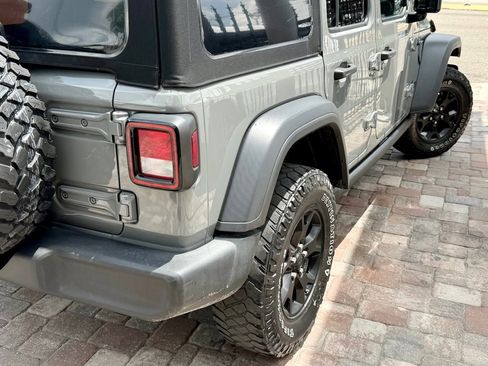 Used 2021 Jeep Wrangler Unlimited Sport AWD/4WD image 24