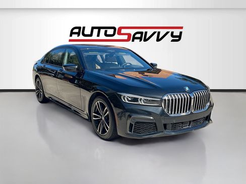 Used 2022 BMW 750i xDrive w/ Executive Package AWD/4WD image 1