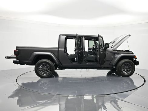 New 2026 Jeep Gladiator Sport AWD/4WD image 47