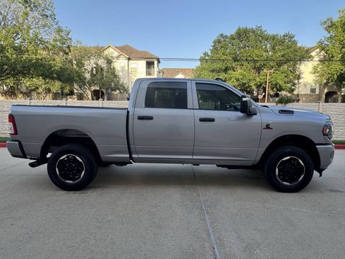 Used 2024 RAM 2500 Tradesman w/ Chrome Appearance Group AWD/4WD image 6