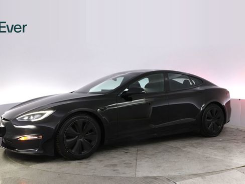Used 2024 Tesla Model S AWD/4WD image 18