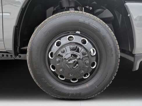 New 2026 RAM 3500 Big Horn AWD/4WD image 10