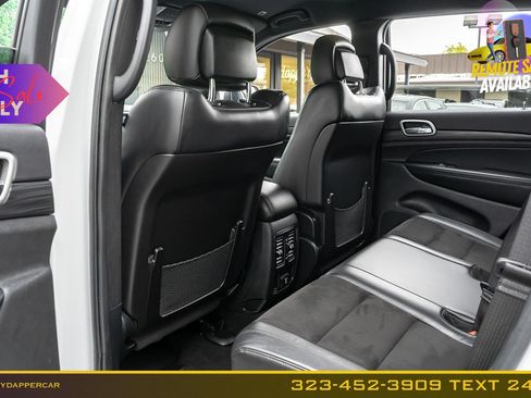 Used 2021 Jeep Grand Cherokee Laredo X AWD/4WD image 14