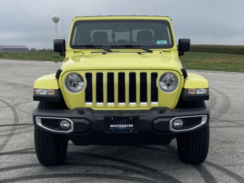 Used 2023 Jeep Gladiator Overland image 27