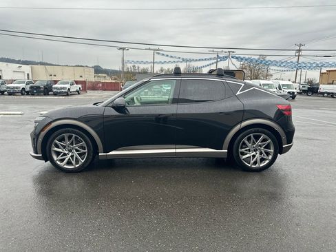 Used 2024 Genesis GV60 Advanced image 3