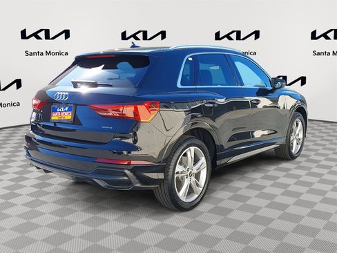 Used 2022 Audi Q3 2.0T Premium Plus w/ Premium Plus Package image 5
