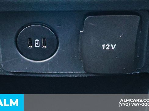 Used 2025 Ford Explorer Active RWD image 54