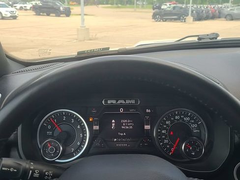 Used 2023 RAM 1500 Laramie AWD/4WD image 15