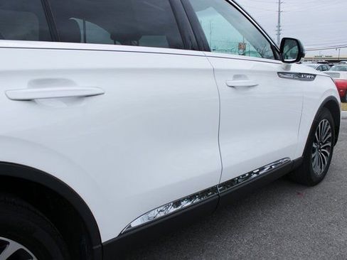 Used 2023 Lincoln Aviator Reserve w/ Elements Package Plus image 51