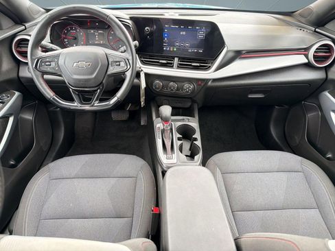Certified 2025 Chevrolet Trax RS w/ Driver Confidence Package FWD image 16