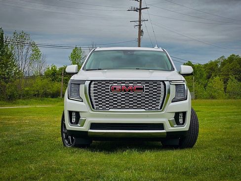 Certified 2023 GMC Yukon Denali AWD/4WD image 10