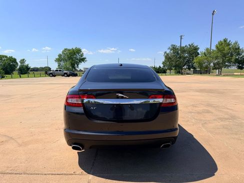 Used 2011 Jaguar XF Portfolio RWD image 10