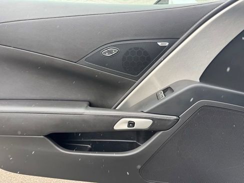 Used 2017 Chevrolet Corvette Stingray Coupe image 14
