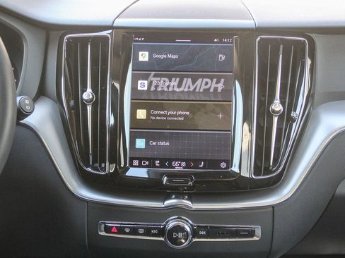 Used 2023 Volvo XC60 B5 Core w/ Climate Package image 15