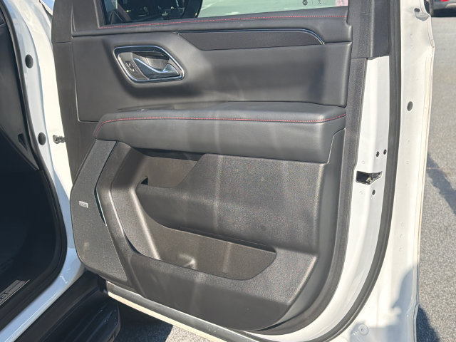 Used 2023 Chevrolet Tahoe RST w/ Luxury Package RWD image 16