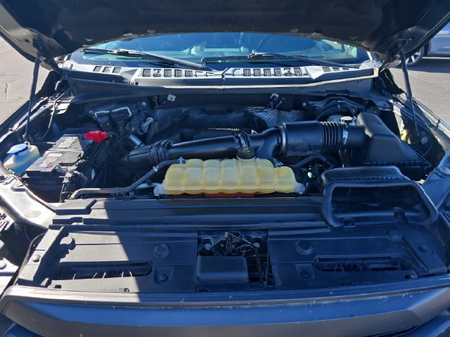 Used 2017 Ford F150 Lariat w/ Equipment Group 502A Luxury AWD/4WD image 32
