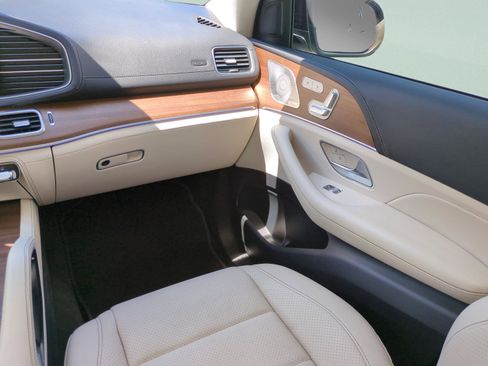 Used 2022 Mercedes-Benz GLE 350 image 12