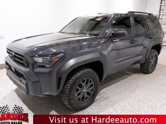 Used 2025 Toyota 4Runner SR5 RWD video 2